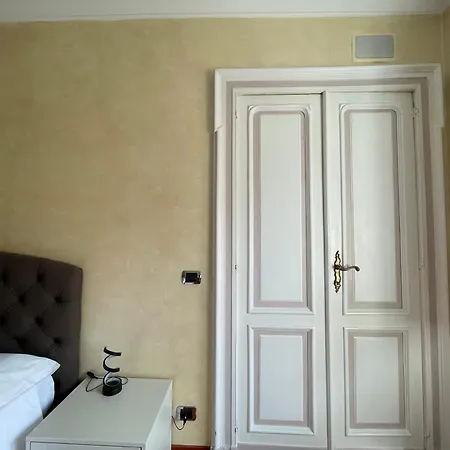 Torino-historic Center Elegant Cathedral X4 アパート *