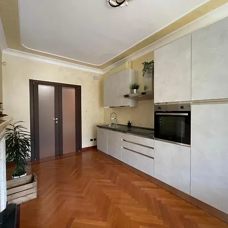 Torino-historic Center Elegant Cathedral X4 アパート トリノ